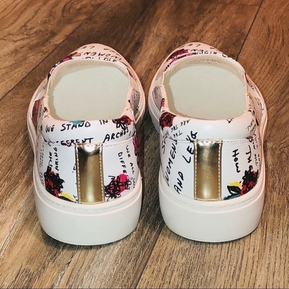 NWOB Kenneth Cole Floral Mara Slip-On Sneakers - Picture 9 of 12